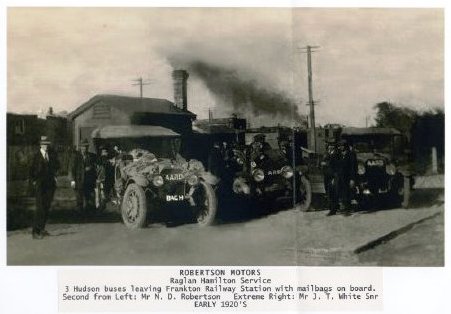 Robertson buses in the 1920s